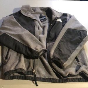 Boys North Face jacket EUC